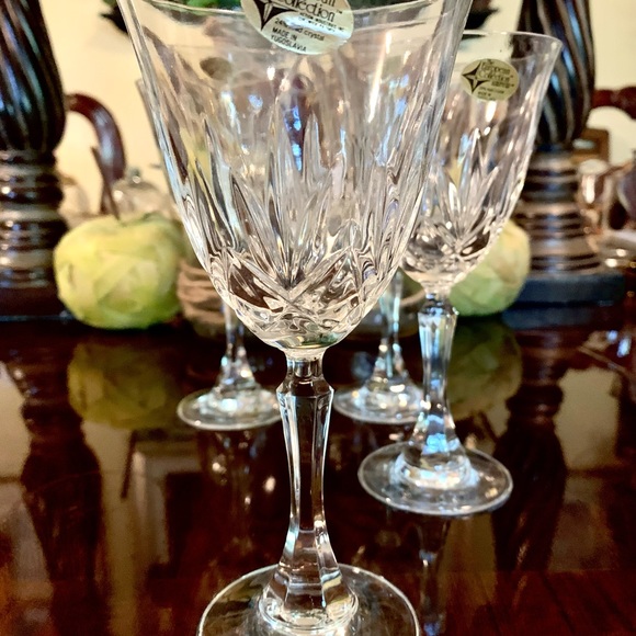 Vintage Elegant Bohemian Clear Crystal Wine Glasses/Goblets Set of 4 - Picture 5 of 7